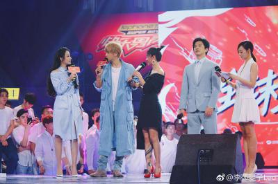 湖南卫视女主持人(主播)李莎旻子黑丝袜美腿高跟性感诱惑