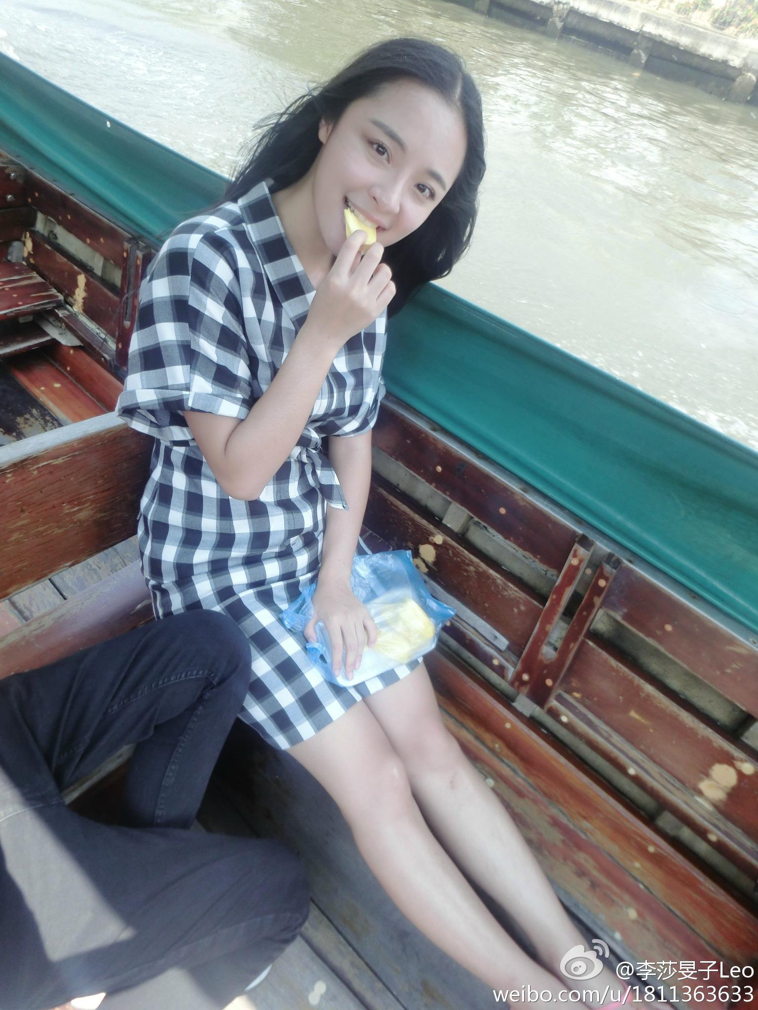 湖南卫视女主持人(主播)李莎旻子丝袜美腿户外写真图片[5]
