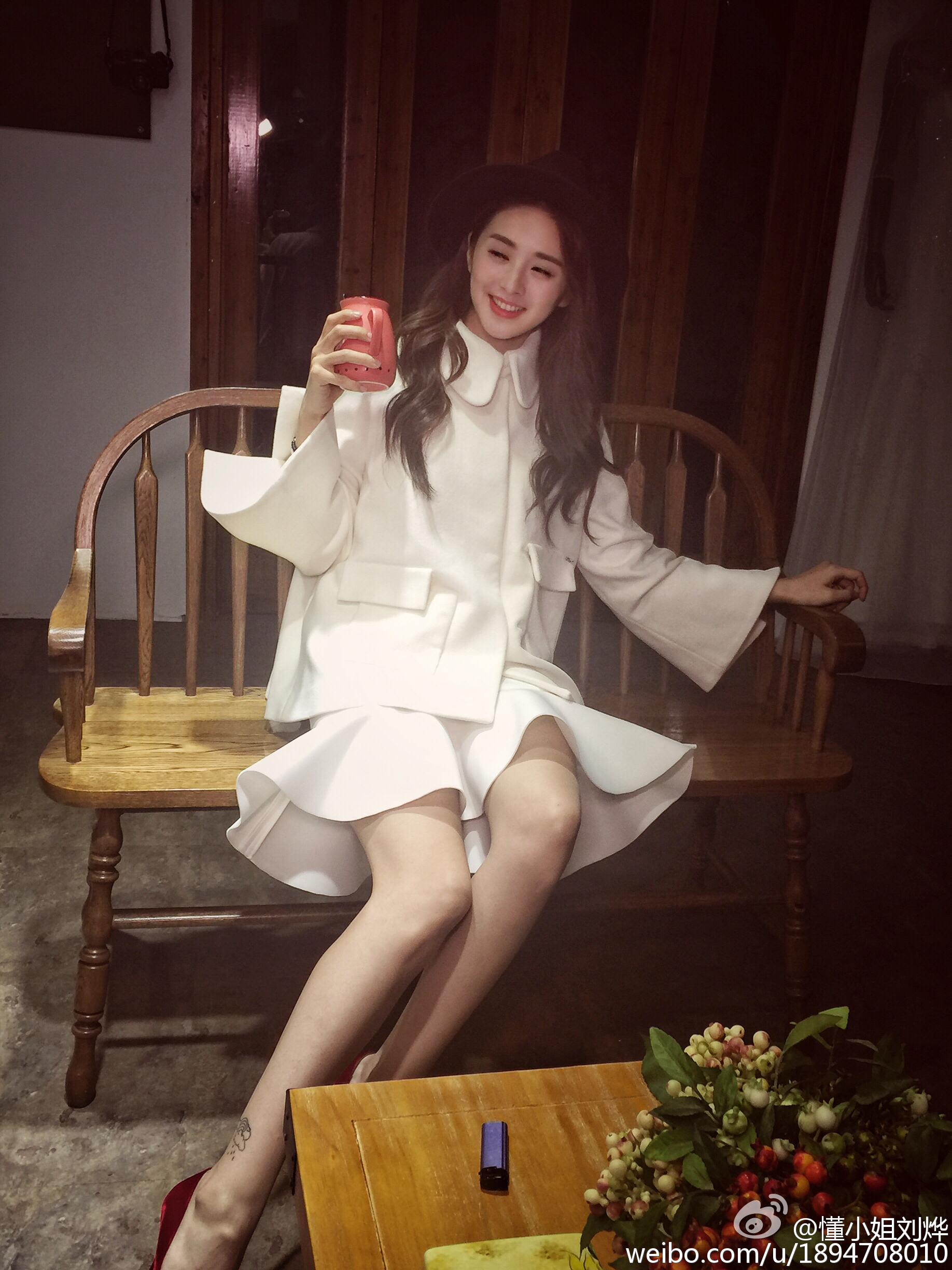 湖南卫视女主持人(主播)刘烨性感清纯诱惑写真[13]