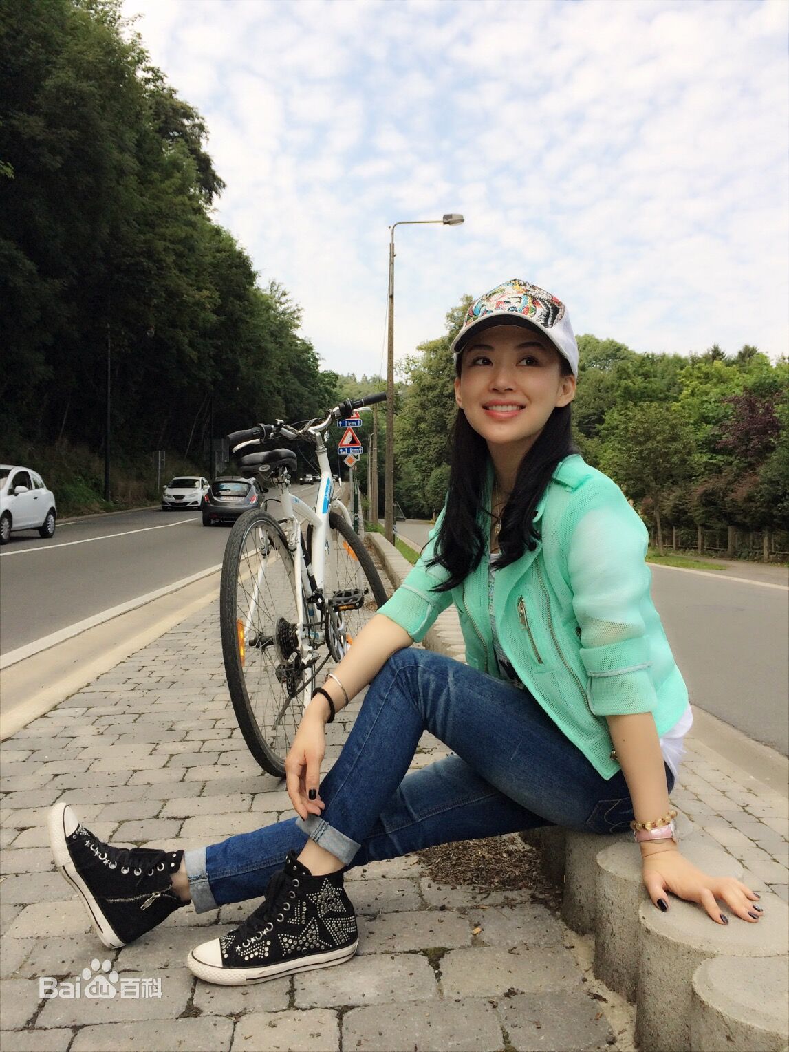 潘晓婷素颜照,潘晓婷黑丝袜,潘晓婷恨天高,潘晓婷超短裙,潘晓婷脚丫,潘晓婷大白腿[9]