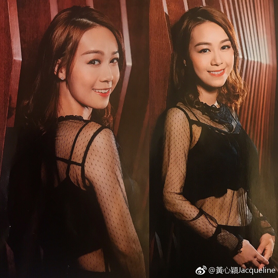 港姐黄心颖透明蕾丝露背露乳装性感诱人[13]
