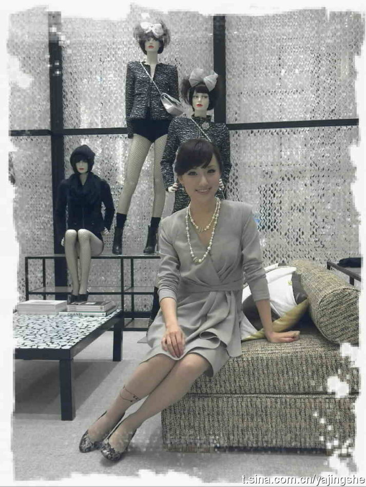佘雅静素颜照,黑丝袜恨天高,性感超短裙白腿现场[10]