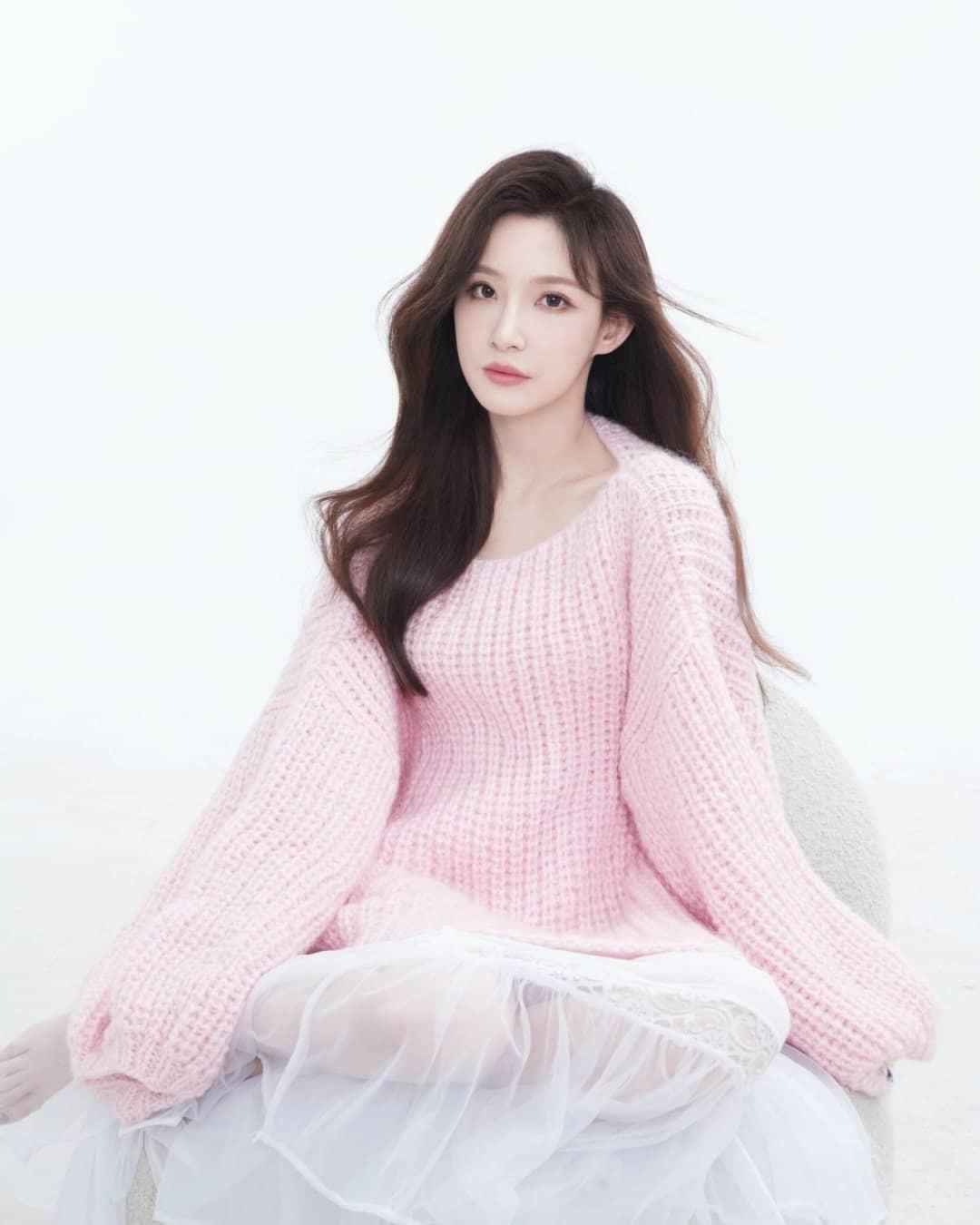 春晚美女主持人马凡舒私服精选写真[2]