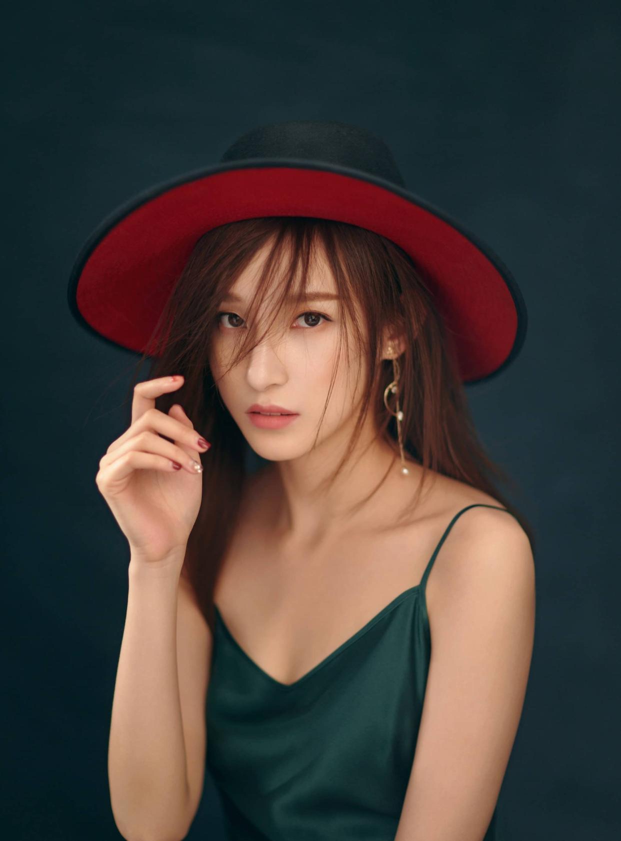 春晚美女主持人马凡舒私服精选写真[4]