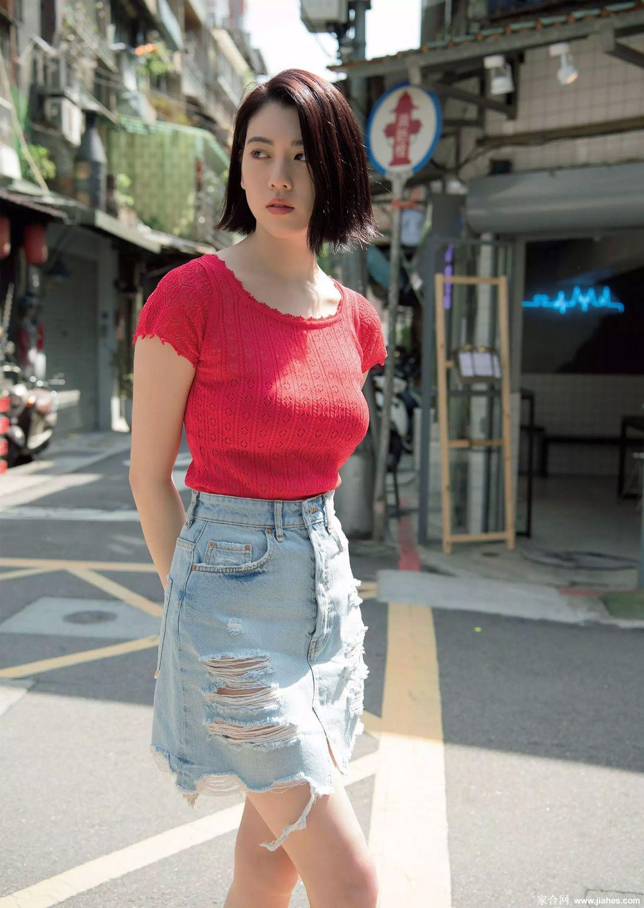 三吉彩花黑丝袜美腿高跟[2]