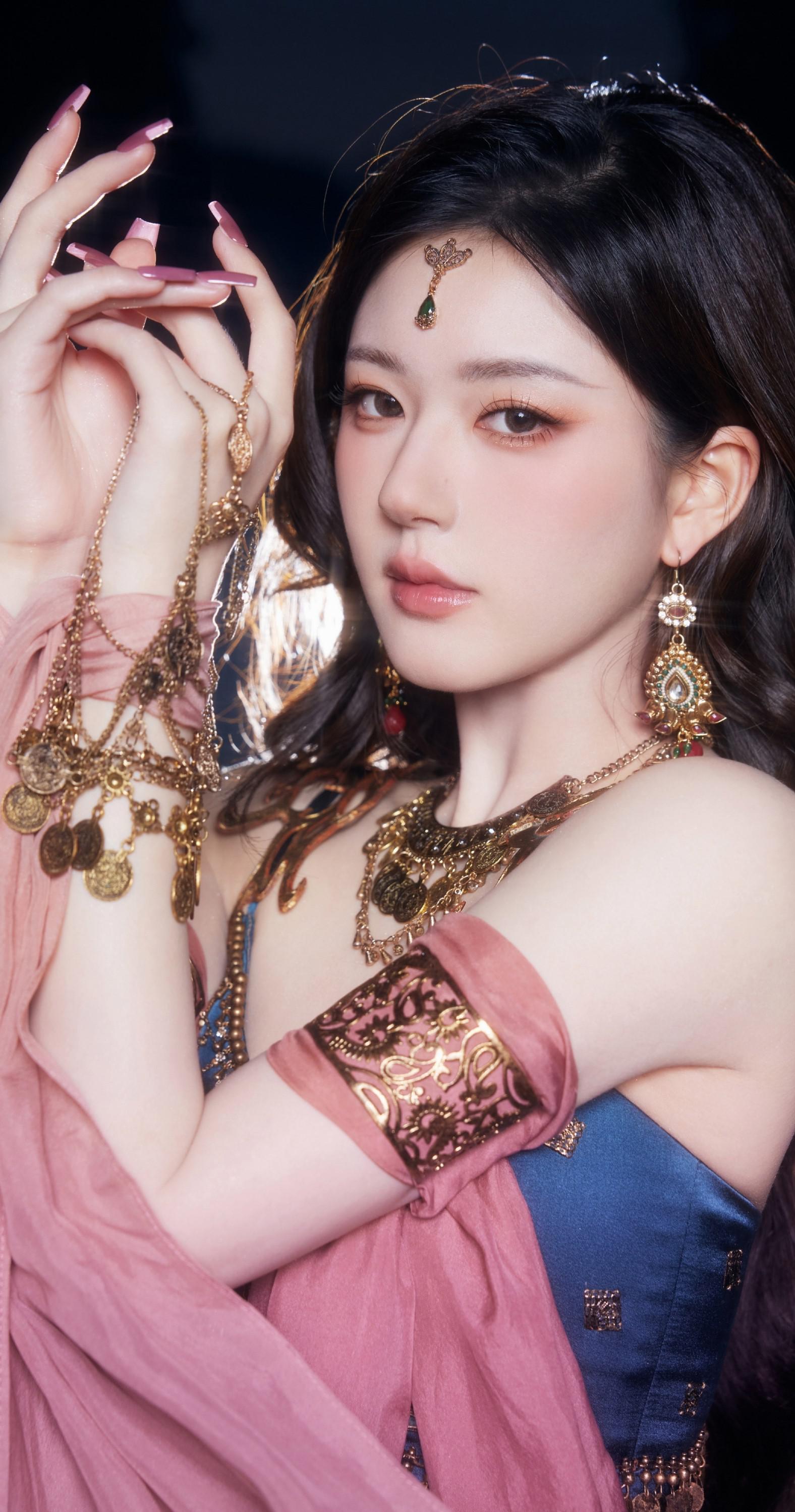赵露思性感莲花仙女舞蹈[2]