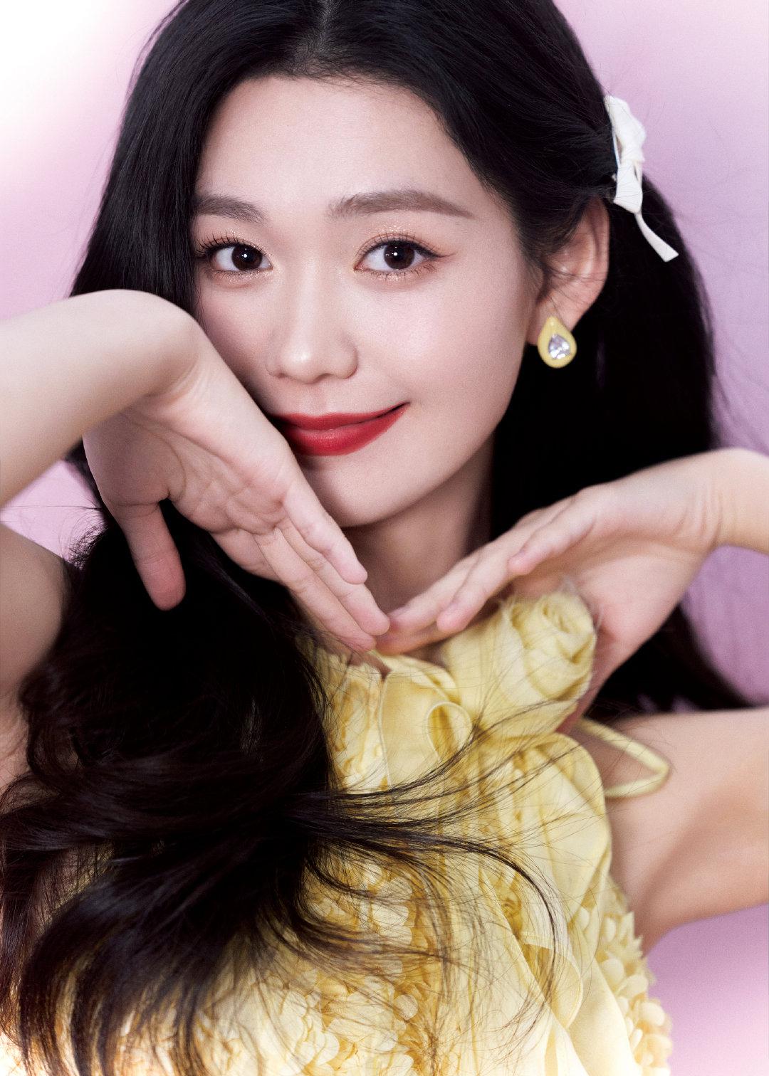 段奥娟透明蕾丝裙性感写真