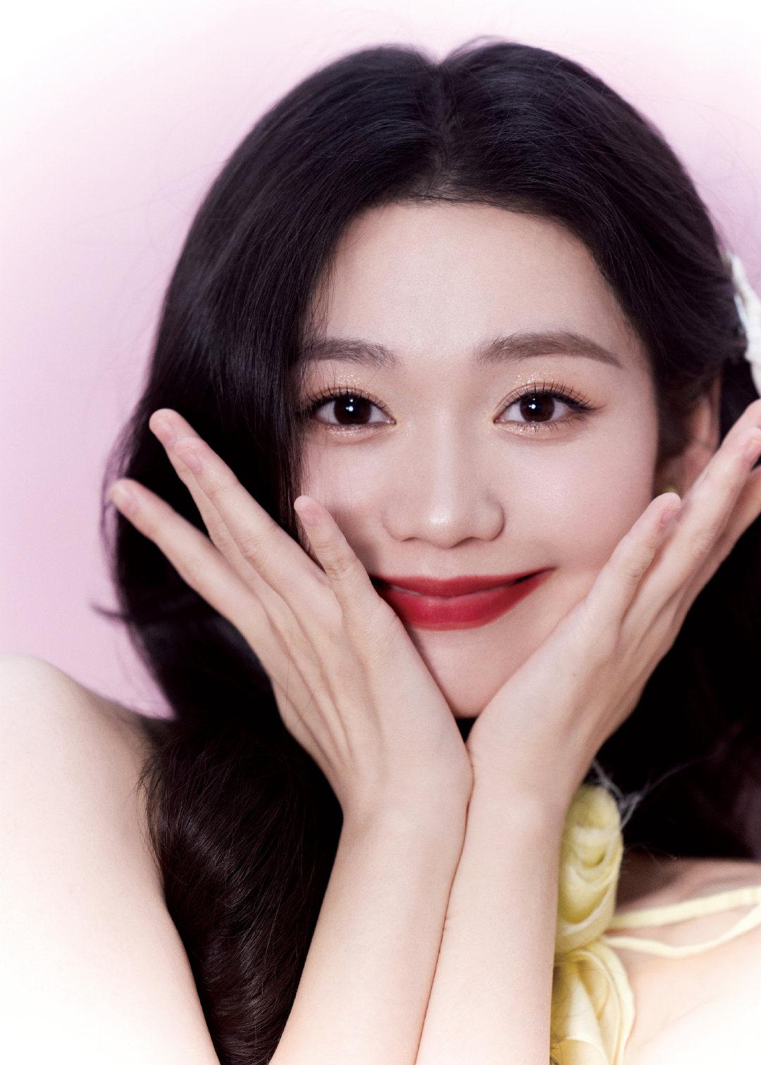 段奥娟透明蕾丝裙性感写真[5]