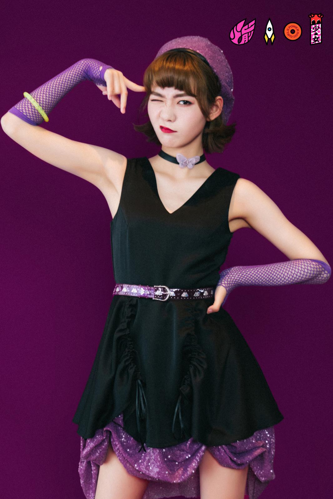 段奥娟长发丝袜美腿写真集[2]