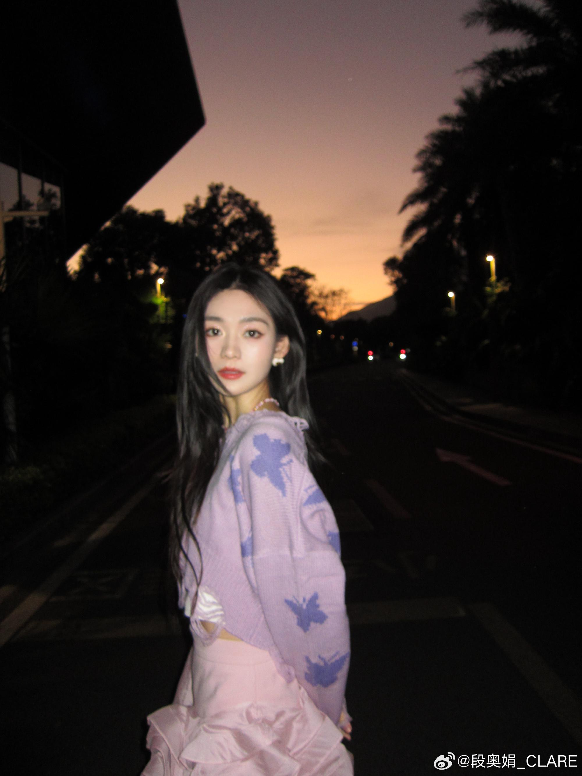 段奥娟长发丝袜美腿写真集[5]