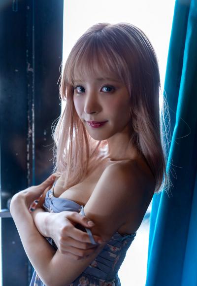 桃乃木香奈户外全裸写真