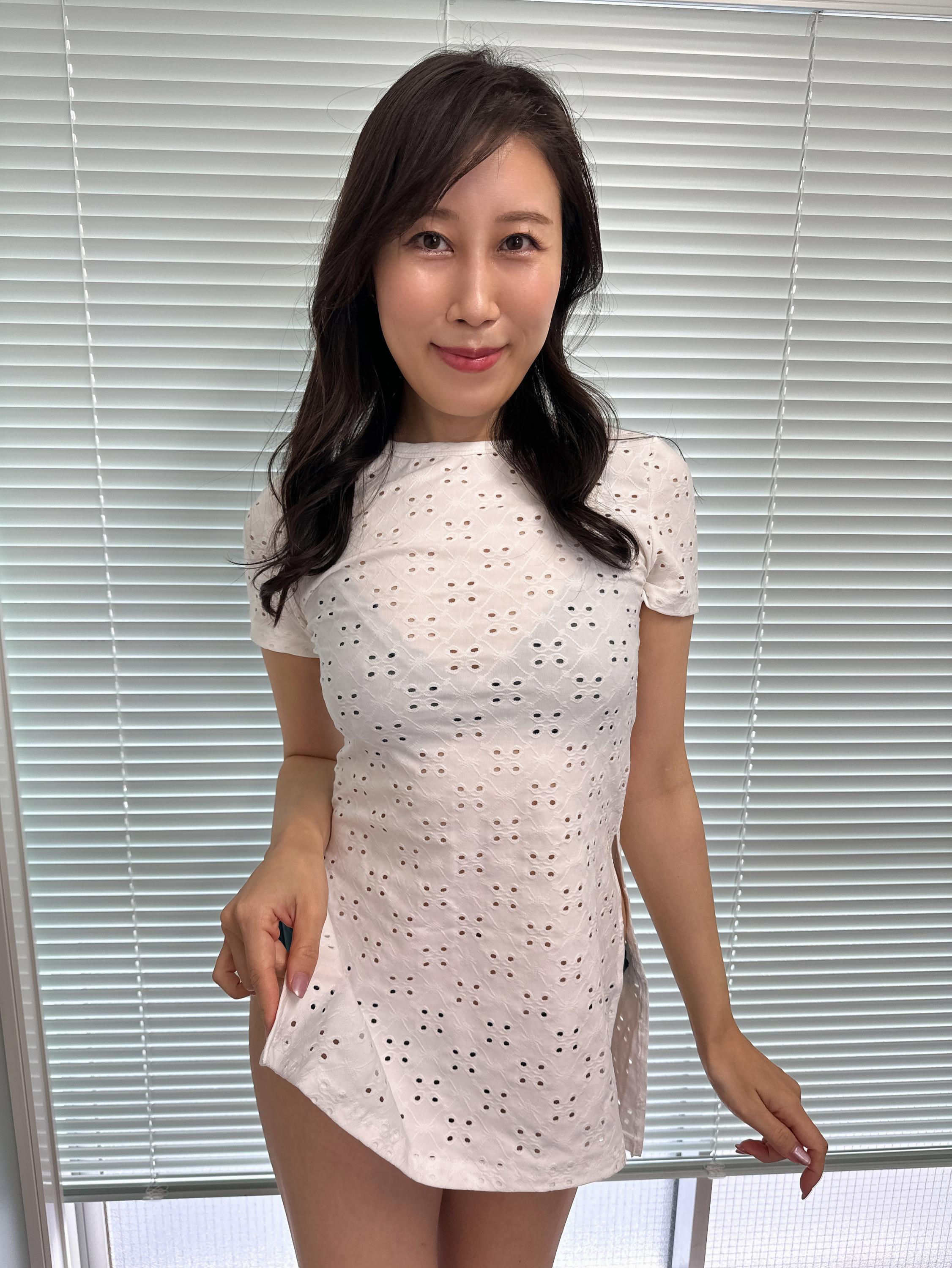 美熟女野々花さわ(富永乃乃花)透明内衣肉身诱惑[9]