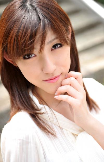 Tokyo hot 藤原辽子清纯可爱近照
