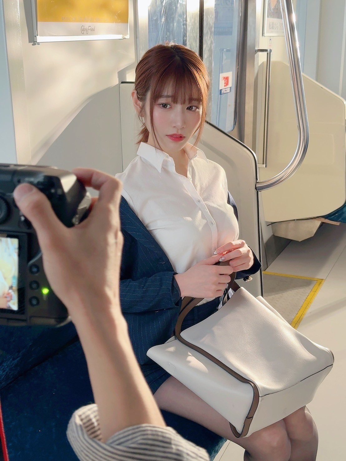 河北彩伽白色蕾丝丝袜美腿写真[8]