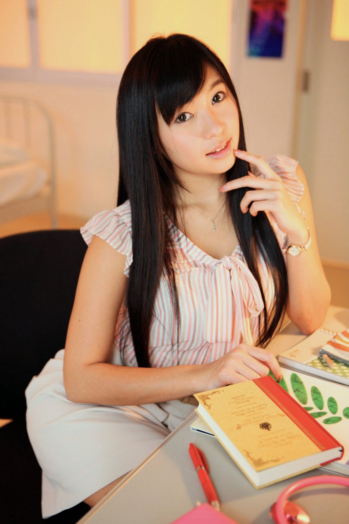 小仓奈奈可爱人妻诱惑[6]