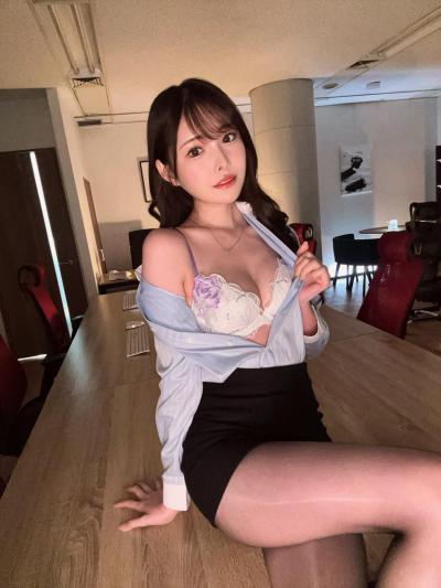 新有菜OL黑丝美腿制服诱惑