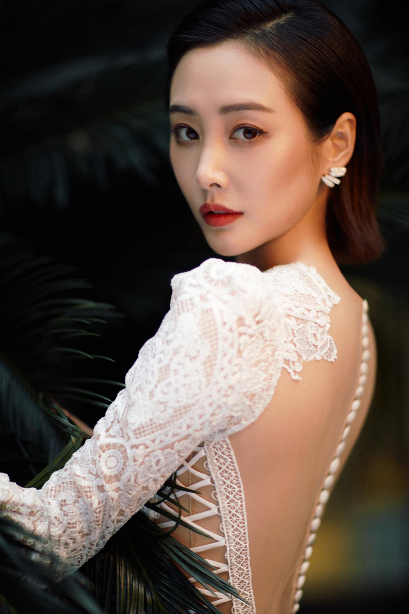 李纯抹胸性感写真大片[2]