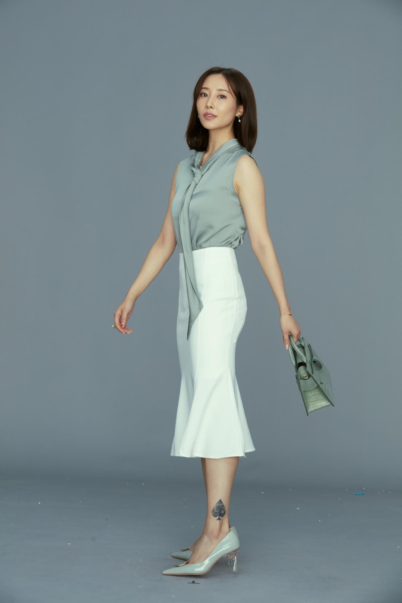 李纯棚拍生图-OL职业美腿高跟[2]