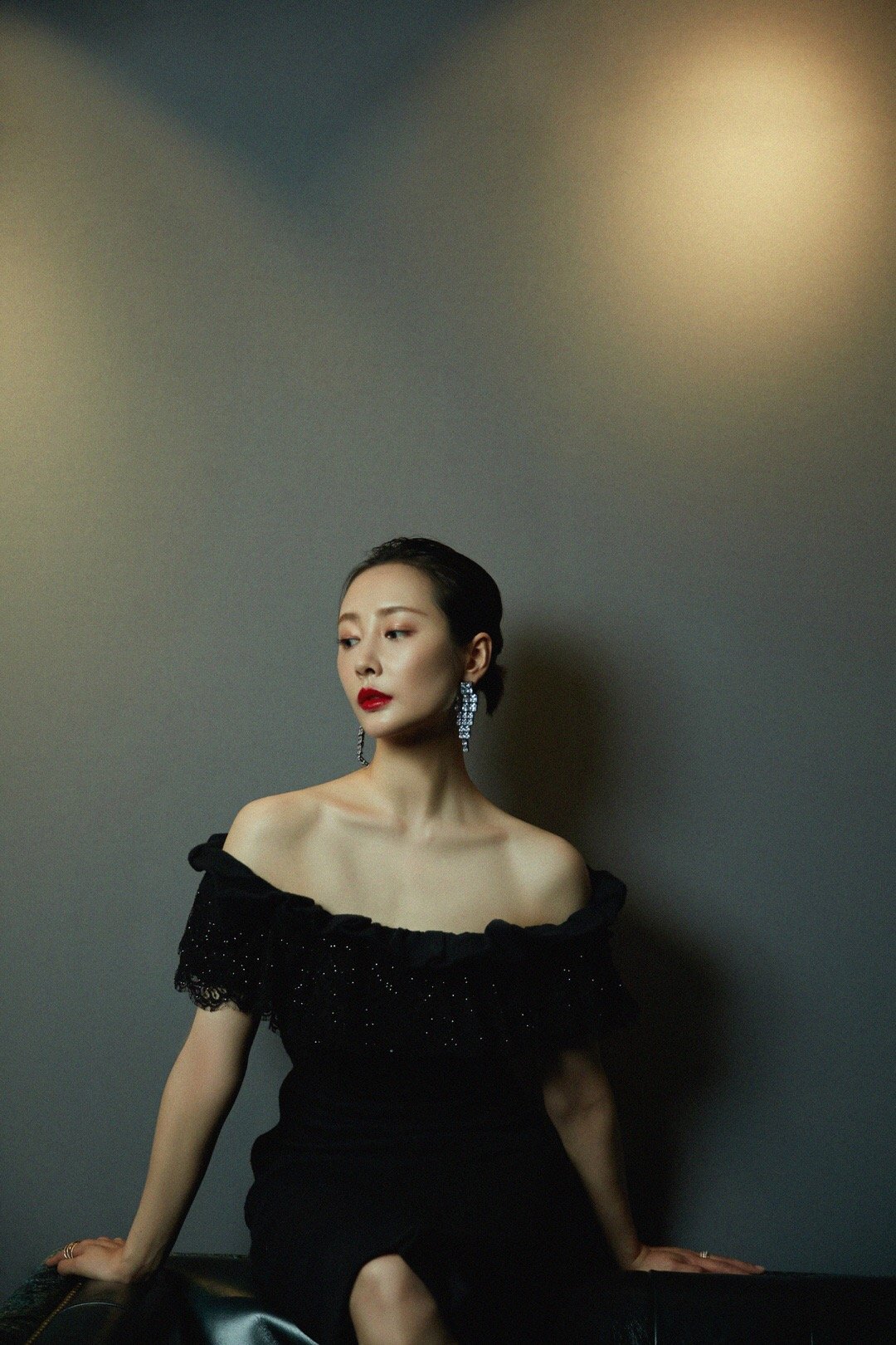 李纯黑色大气时尚写真[9]