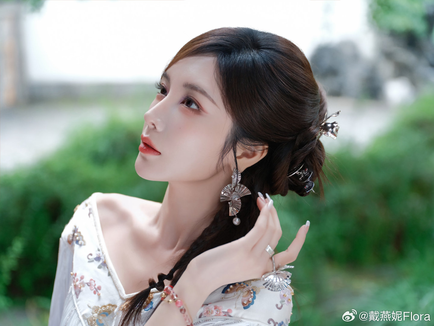 戴燕妮清纯古典味写真[5]
