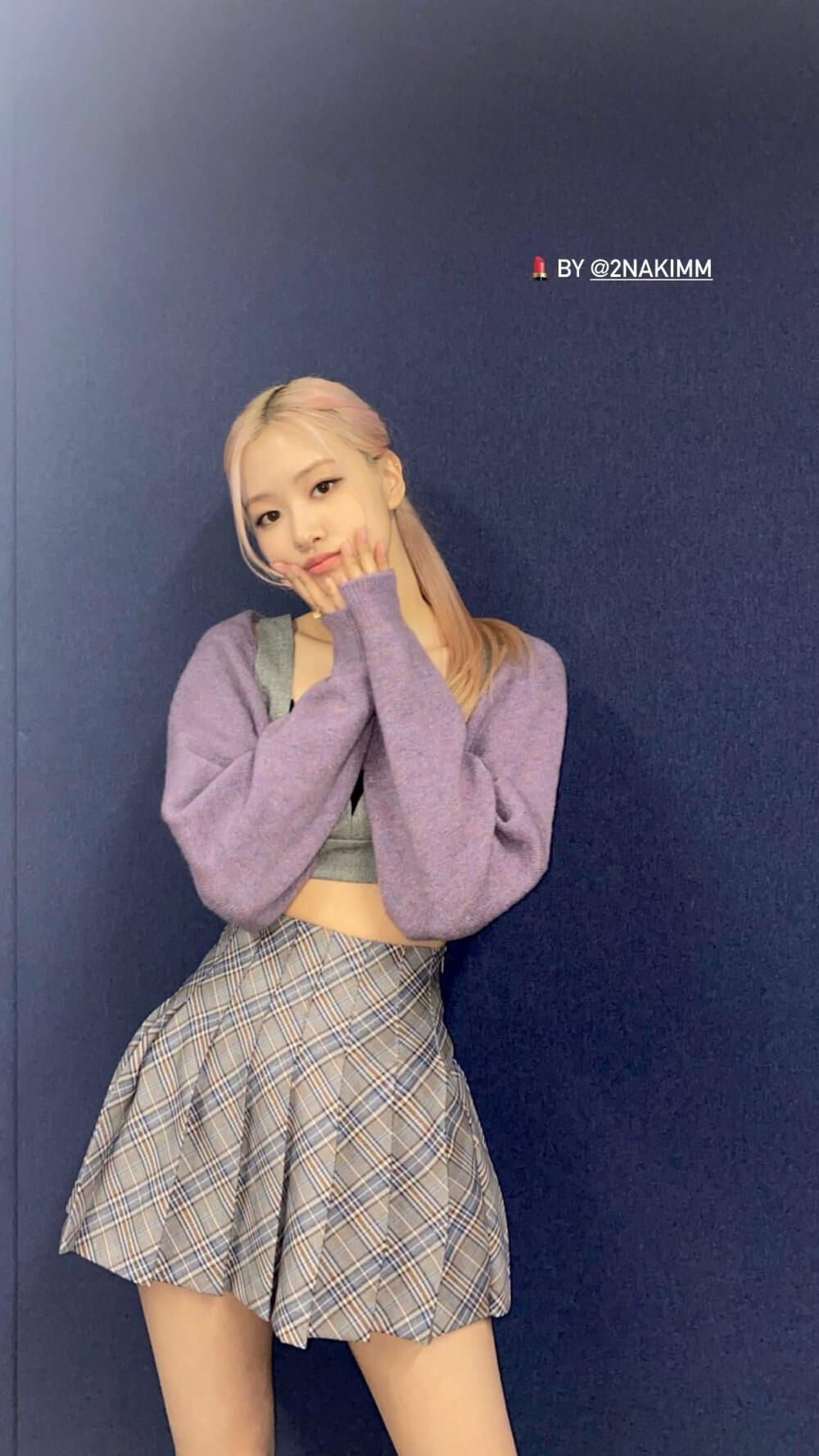 朴彩英素颜自拍街拍大长腿[9]