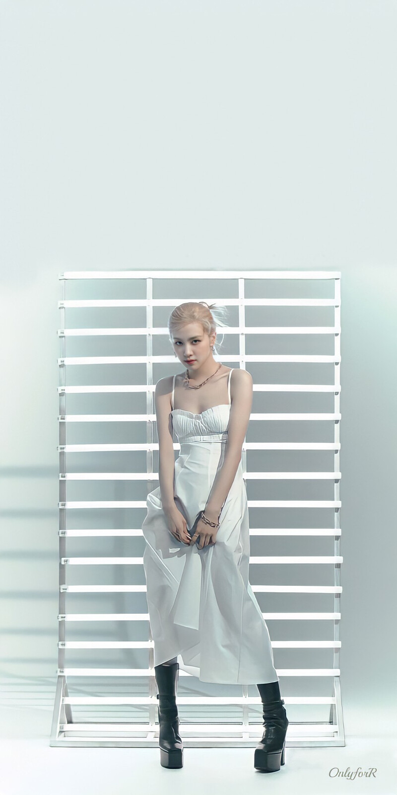 朴彩英身姿曼妙各色美腿写真[5]