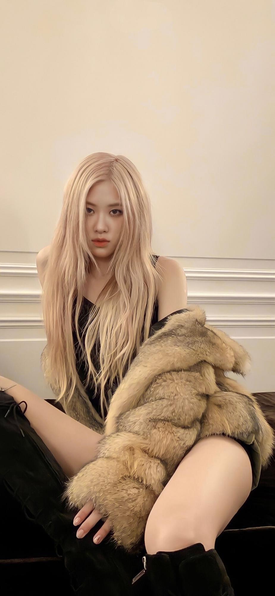 朴彩英身姿曼妙妩媚勾人[3]