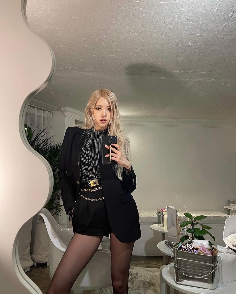 朴彩英黑丝大长腿妖娆广告图[7]