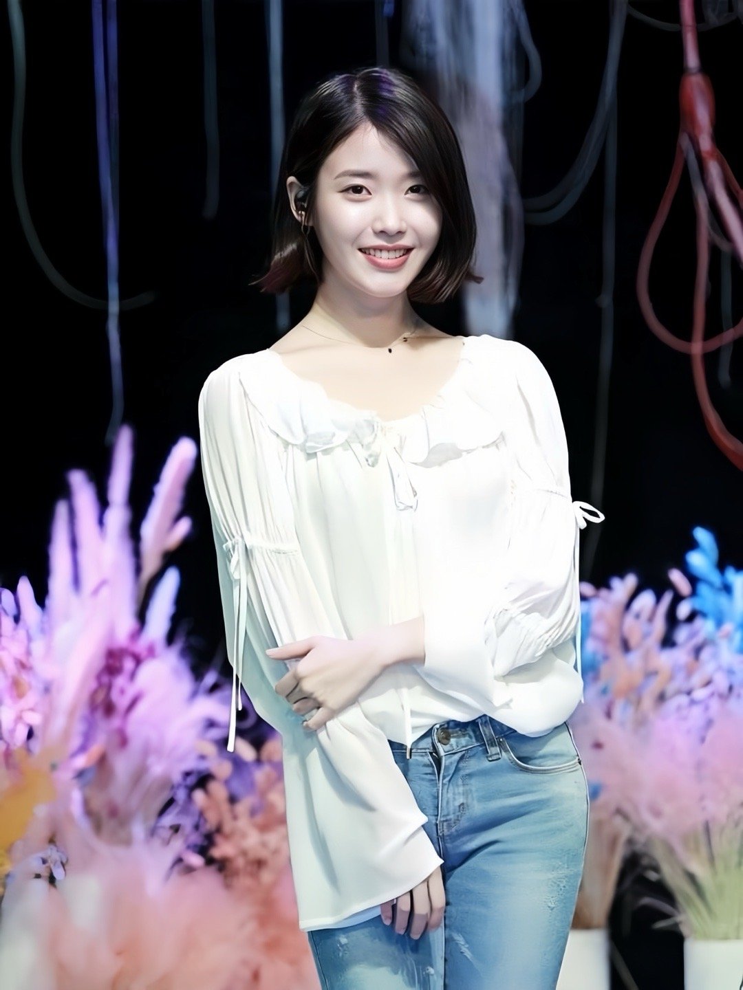 李知恩牛仔裤好修身[7]