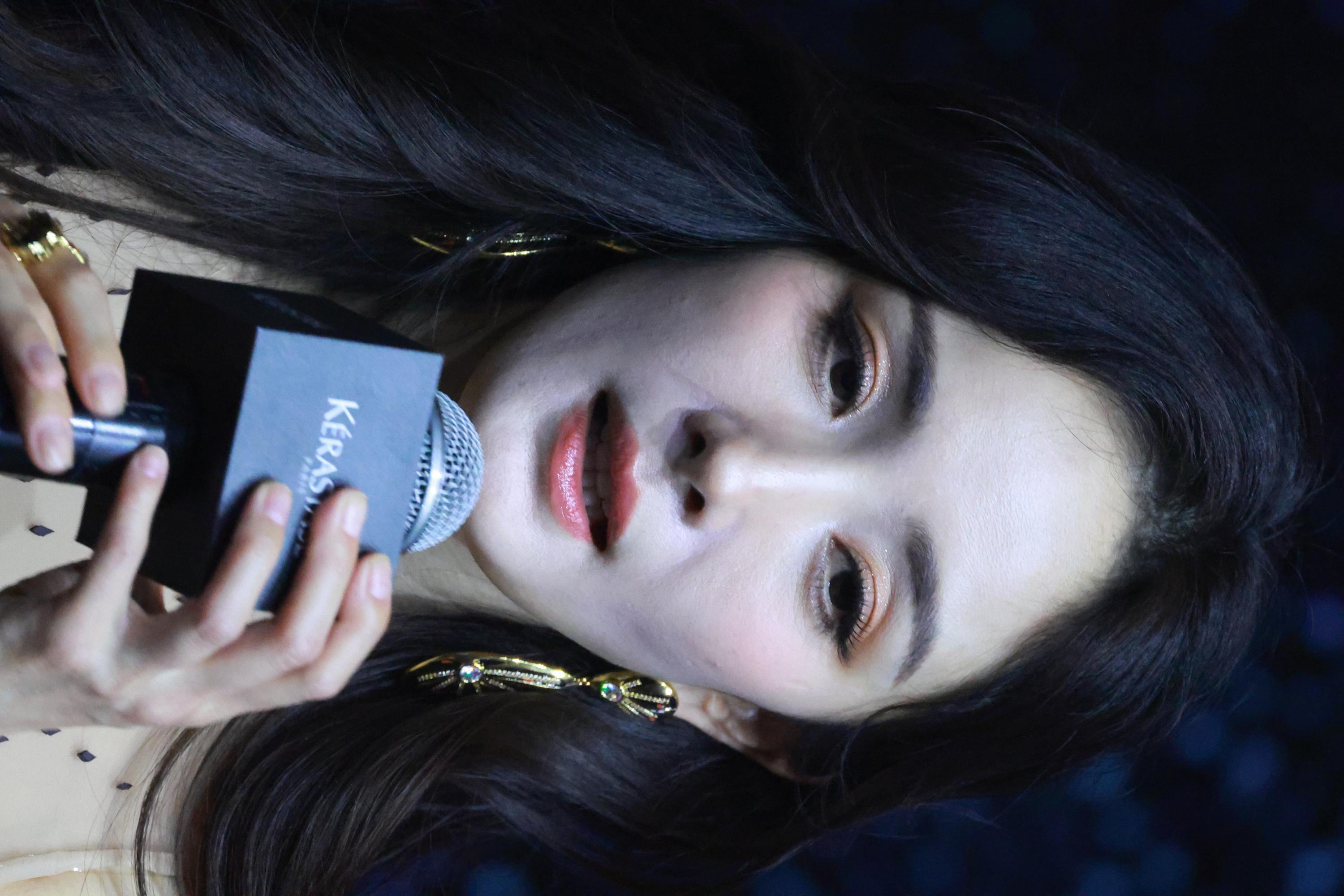 杨幂生图头部脸近照[2]