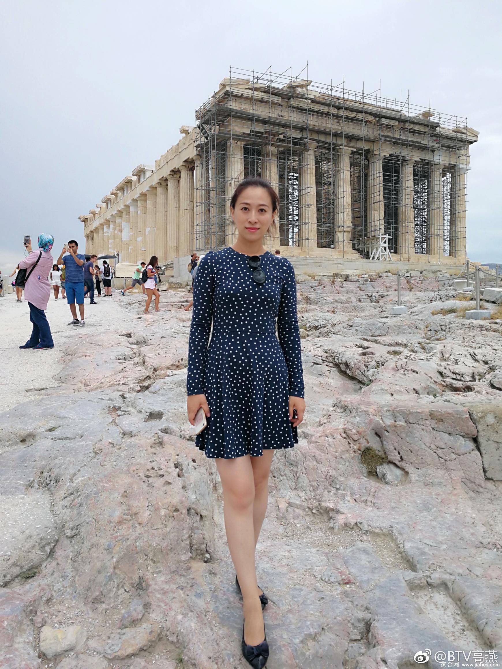 BTV女主持人(主播)高燕丝袜美腿户外写真图片[2]