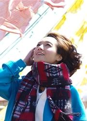 徐若瑄浪漫花海写真图片 娇媚人妻幸福如花