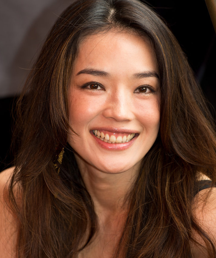 Baby乖舒淇辣女神笑容甜美 黑白双姝现身戛纳[3]