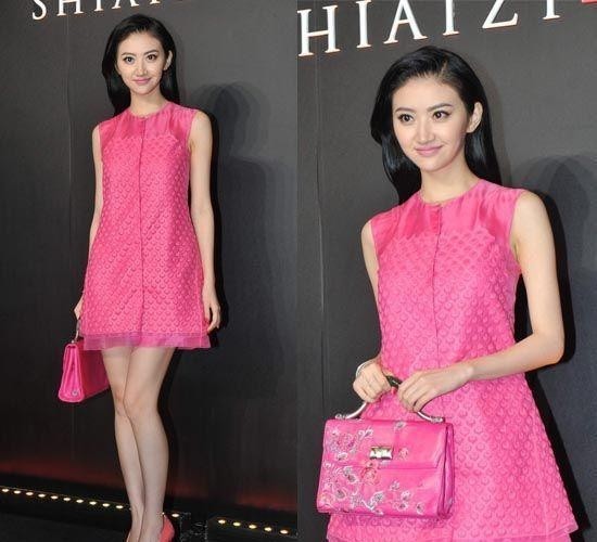 杨钰莹景甜领衔桃粉装 众星妙搭招桃花[4]