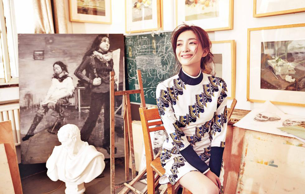 江疏影学院美照曝光 扮画家展多面魅力[5]
