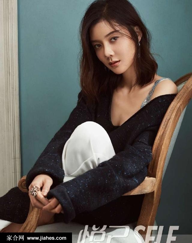 车晓柔美黑白照完美诠释知性女人[9]