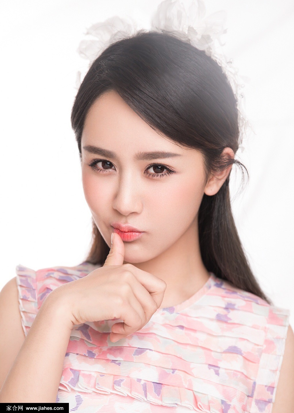 女星杨紫完美蜕变落落大方美图[10]