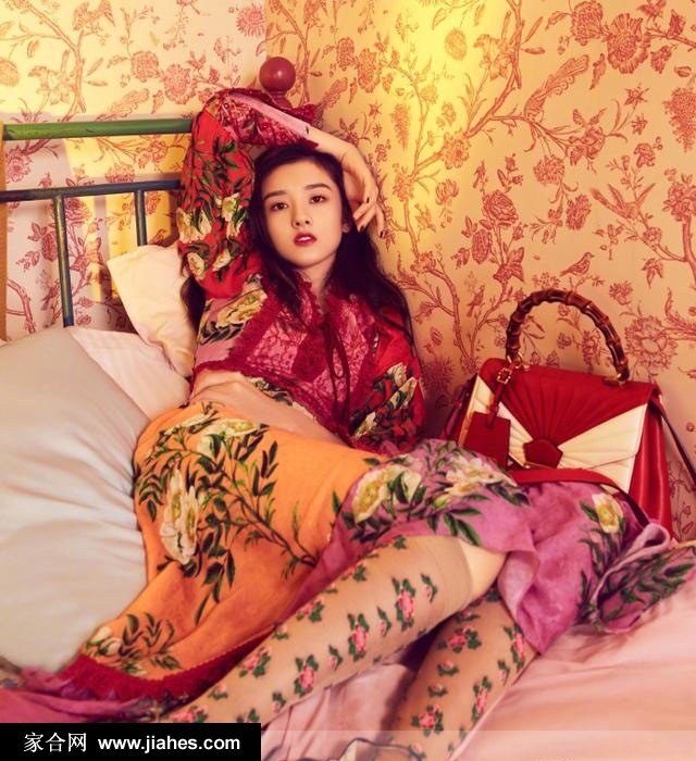活泼灵动95后少女宋祖儿时尚写真[15]