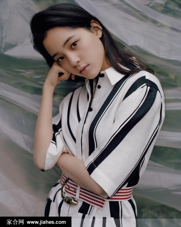 00后小花欧阳娜娜巴黎广告拍摄东方美写真图片[3]