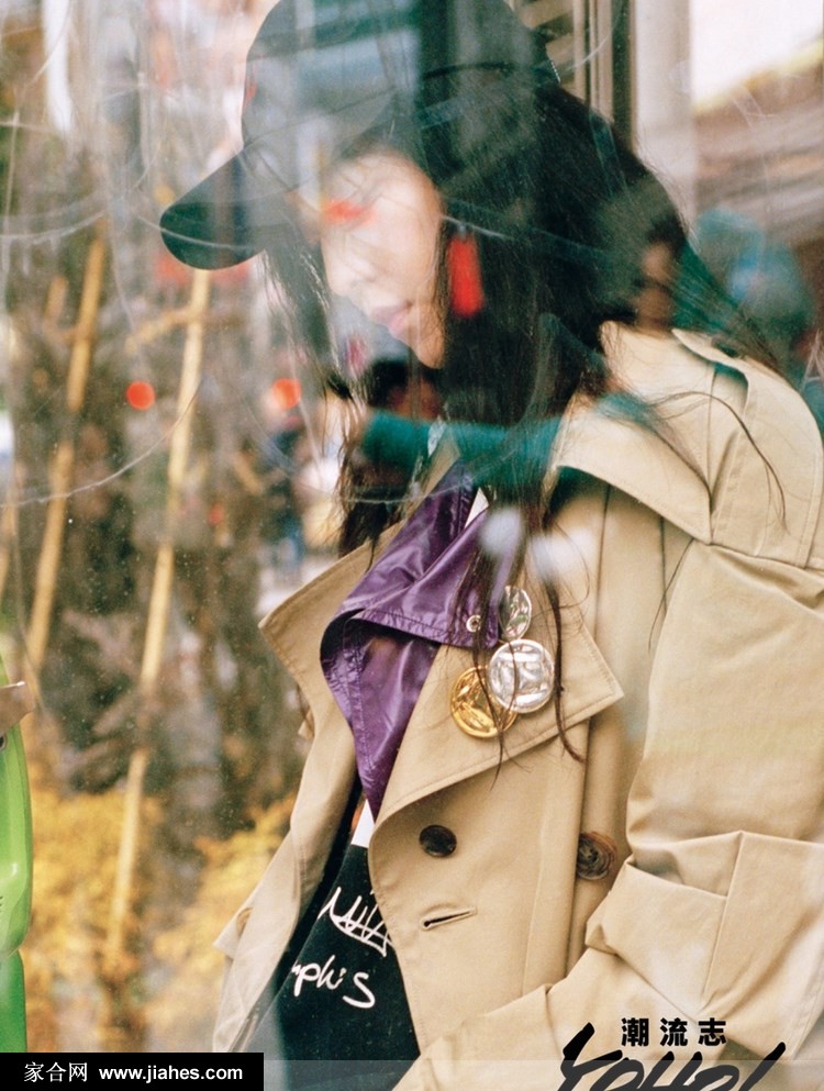 范冰冰化身个性少女直刘海潮服东京街头魅力写真图片[5]