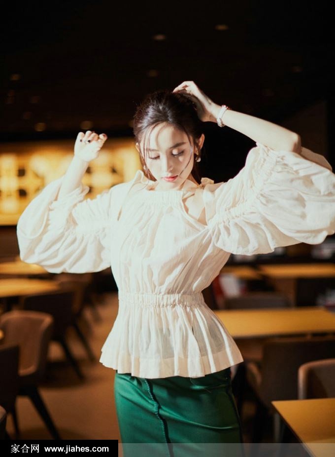 冰山美人古力娜扎雪白脸孔优雅端庄写真图片[9]