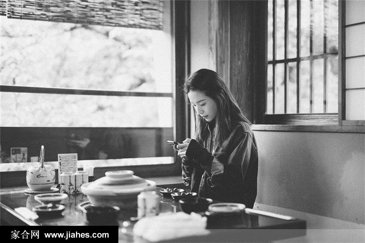 董洁牛仔外套披肩长发甜笑明媚清纯写真图片[4]