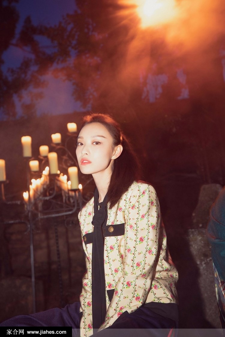 倪妮复古风造型优雅气质女王范十足写真图片[7]