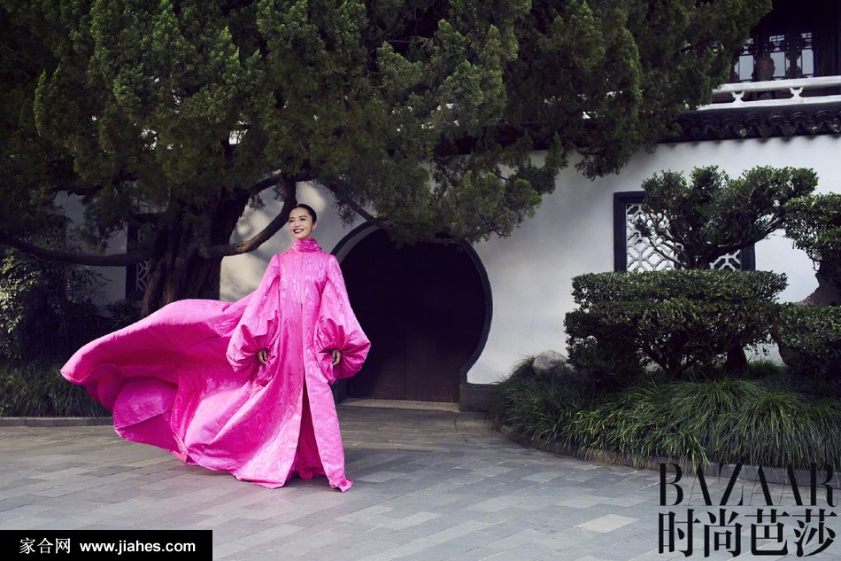 姚晨盘发造型古典服装摩登气质尽显东方美写真图片[5]