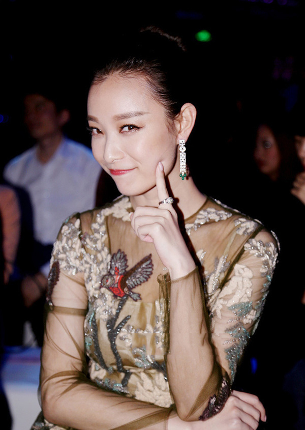 明星珠宝个人秀之倪妮 清纯妩媚各不同[11]