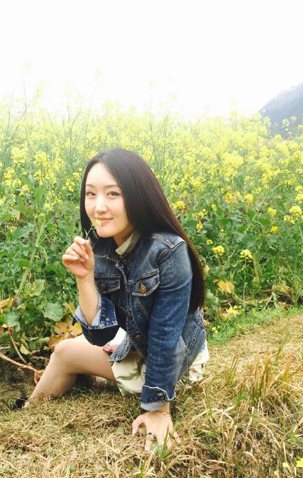婺源油菜花开了 杨钰莹人比花娇[5]