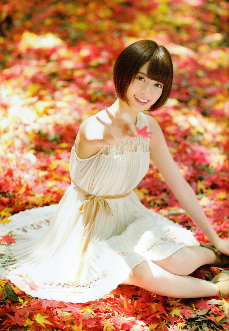 桥本奈奈未凉秋写真显清丽[3]
