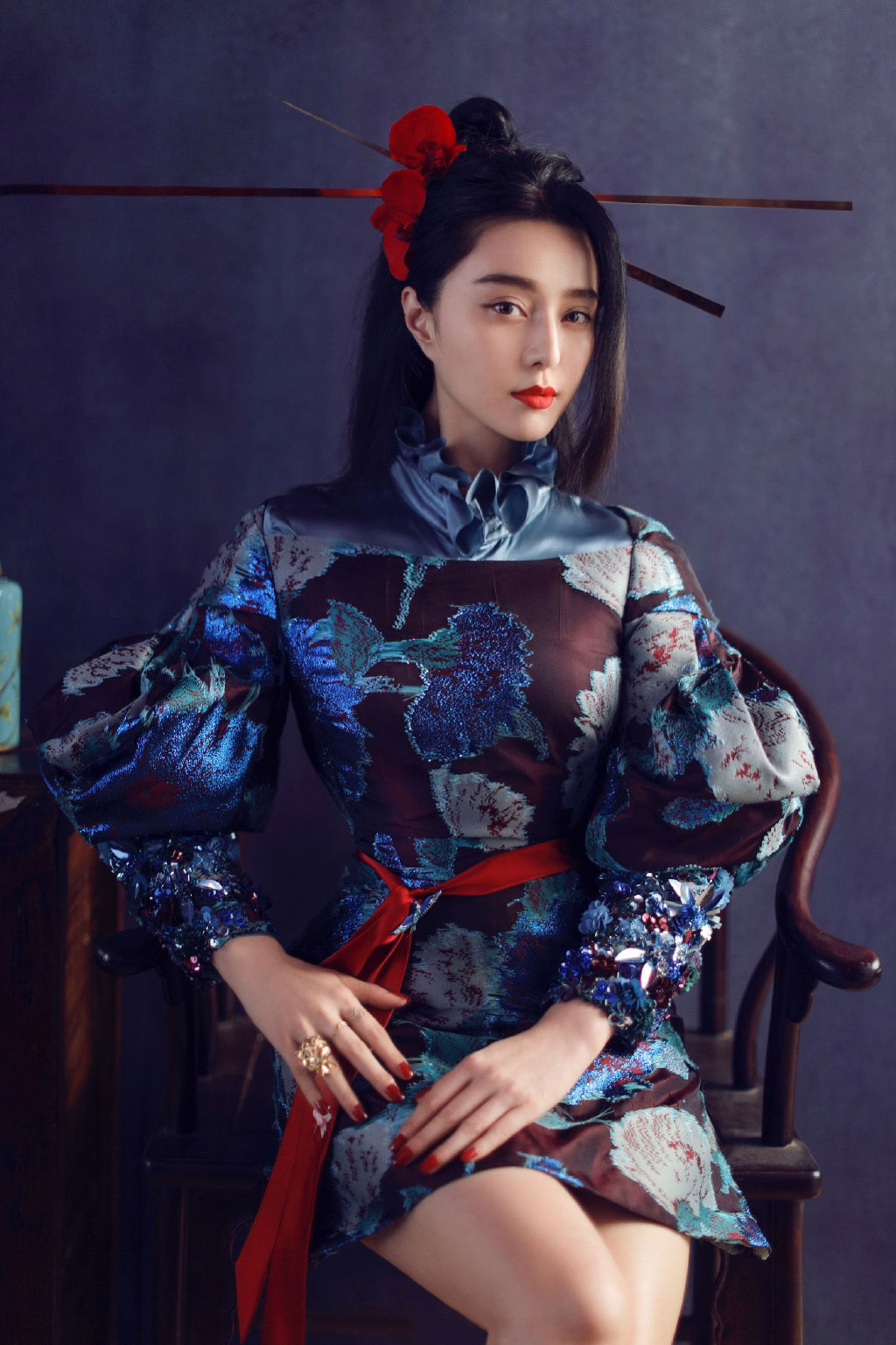 时尚芭莎纪念刊范冰冰展现古典东方美[6]