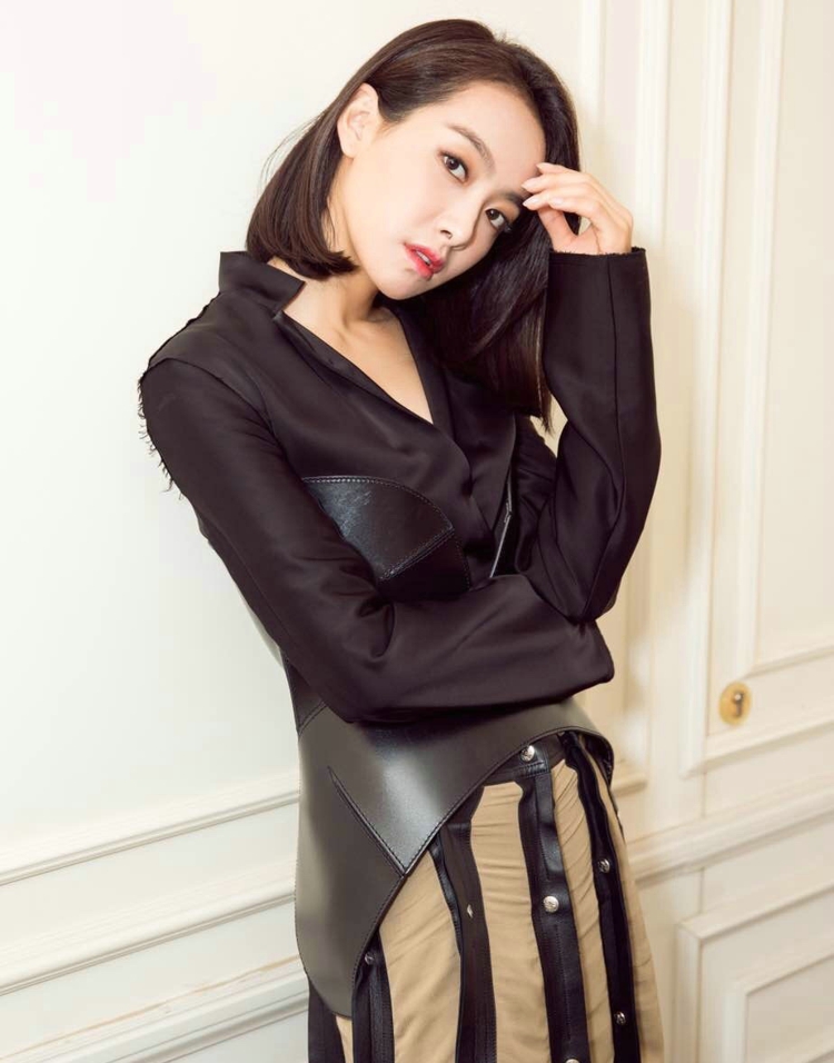 宋茜是LOEWE首次邀请中国女星共赴巴黎时装周[4]