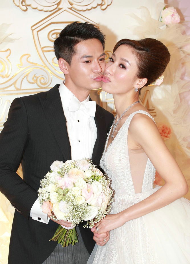 杨怡罗仲谦结婚场面十分浪漫[2]
